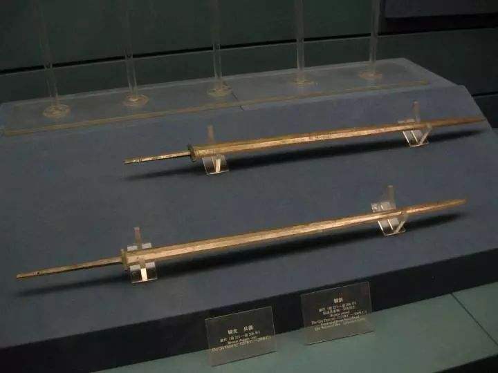 2000年的宝剑为何至今不腐,还自带记忆功能?专家:千古之谜