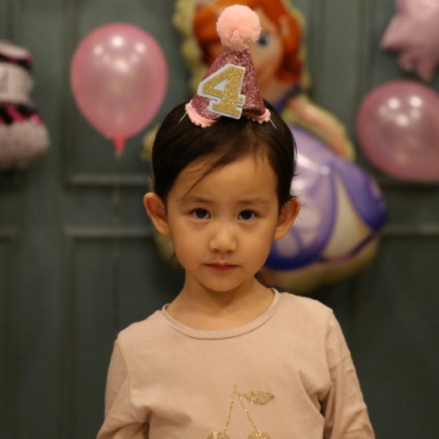 这才叫基因强大看看黄磊6岁的小女儿网友女神宝座你稳了