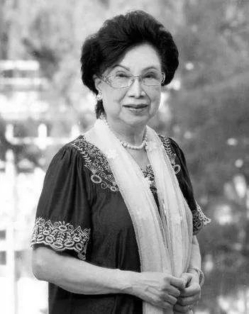 最近两天悲痛的消息特别多,昨天传出消息今年82岁的tvb金牌绿叶演员