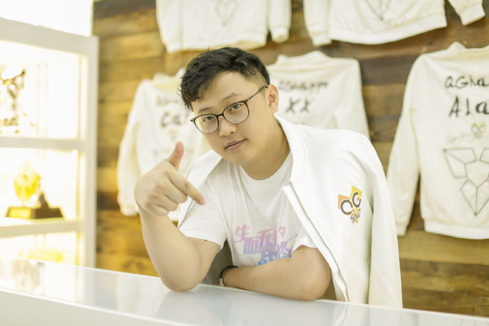 qghappy豪取三连胜770功不可没fly一句话搞崩tes心态