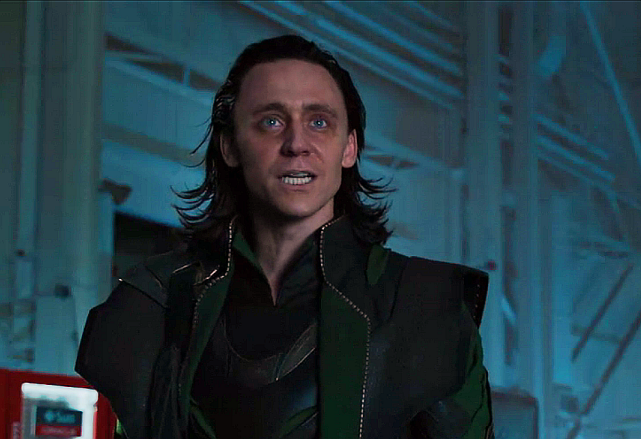 漫威复联1中洛基被心灵宝石控制绿巨人一顿操作令他恢复正常