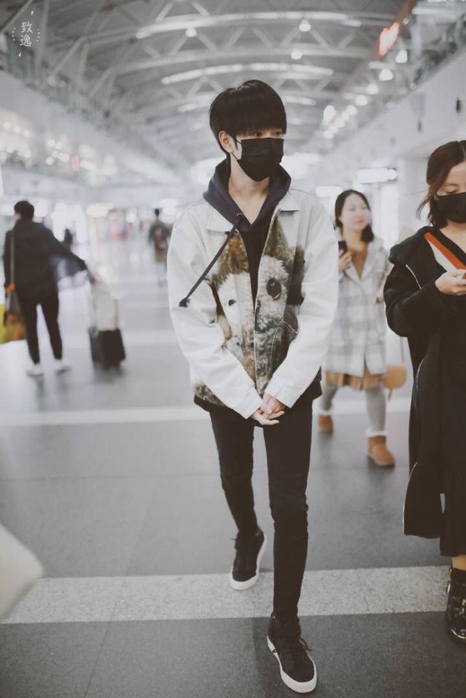 2017年12月,任娇娇离开帝国.