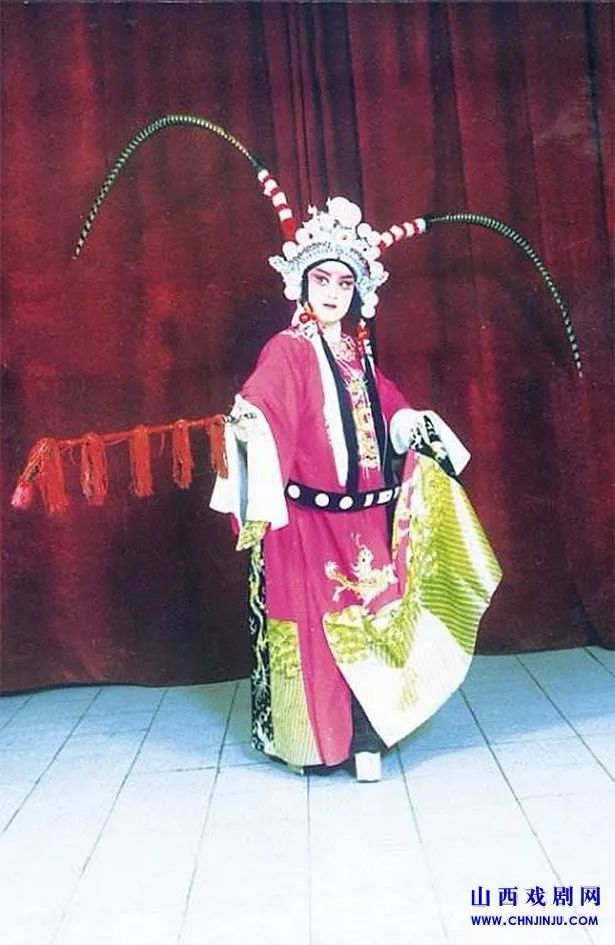 晋剧郭派传人郭彩萍—开一代小生唱风