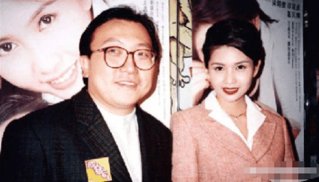 王晶绯闻女友一大堆老婆长啥样看他女儿就知道颜值不会低