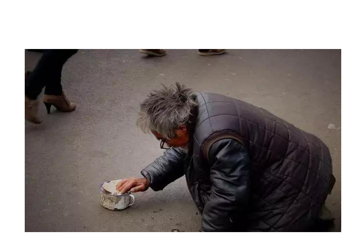 心理学:这些乞丐你觉得哪个最丑,测测你的良心怎么样