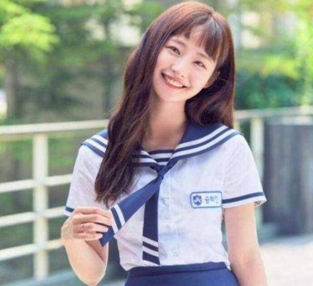 韩国清纯女星宣布出柜,称女友很漂亮,网友:幸好不是宋慧乔