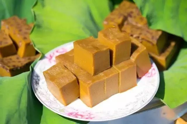 糖饧便成了"七月半"的美食.在东阳,许多的节日