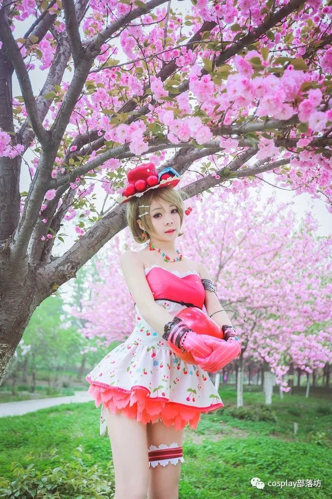 lovelive 角色:小泉花阳 cn:千岛澪 摄影:贺显鹏 请点亮右下角的小花