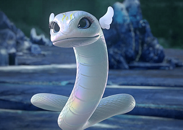 美杜莎女王变身小白蛇却被头上的花纹出卖被萧炎一眼看穿