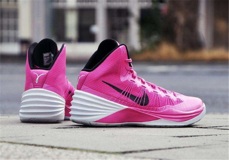 盘点hyperdunk系列每款都令人难忘是你的青春吗