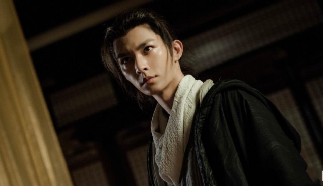 飞轮海全员"古装",吴尊英气炎亚纶俊朗,看到汪东城:将军范!