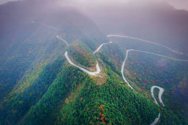 不知你是否听过"皖南荊州公路",它与狮石公路,白际公路并称为华东三大