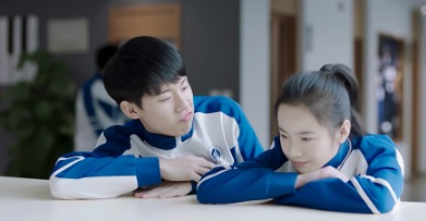 《小欢喜》:这对青梅竹马cp真的好甜,太让人上头了!