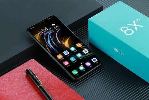 1500左右的手机你该选择它——华为8x