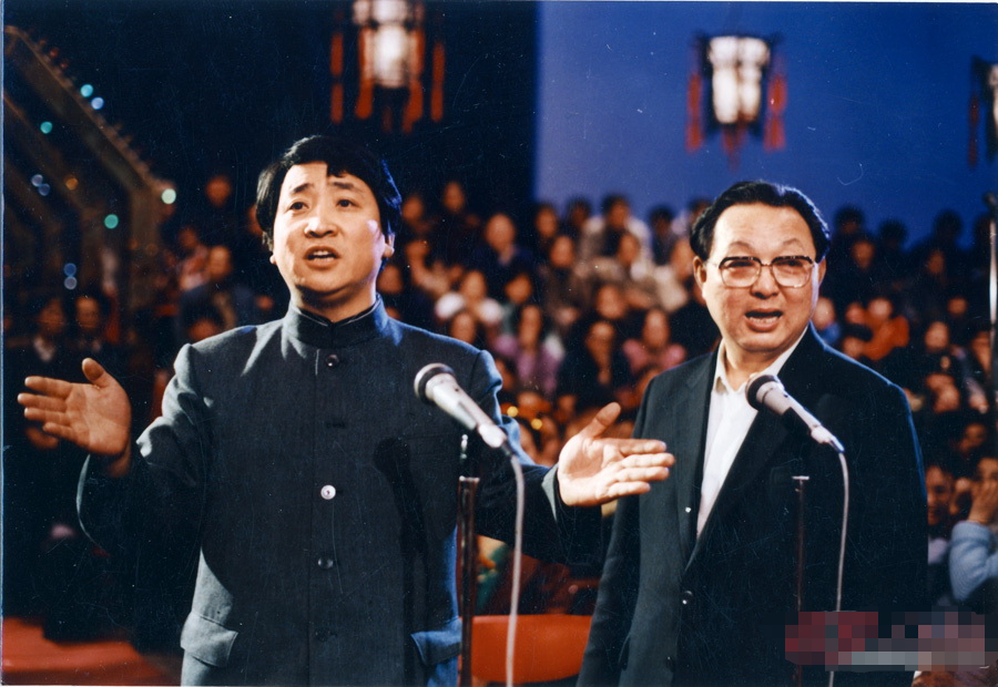 姜昆 从讽刺相声代言人 到被 口诛笔伐 仅在一夜之间