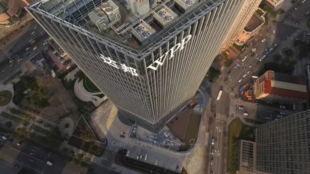 你只是假装生活在上海