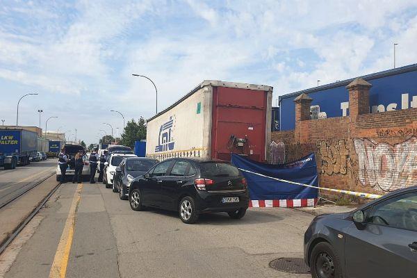 西班牙巴塞罗那针对游客的偷窃抢劫事件频发,