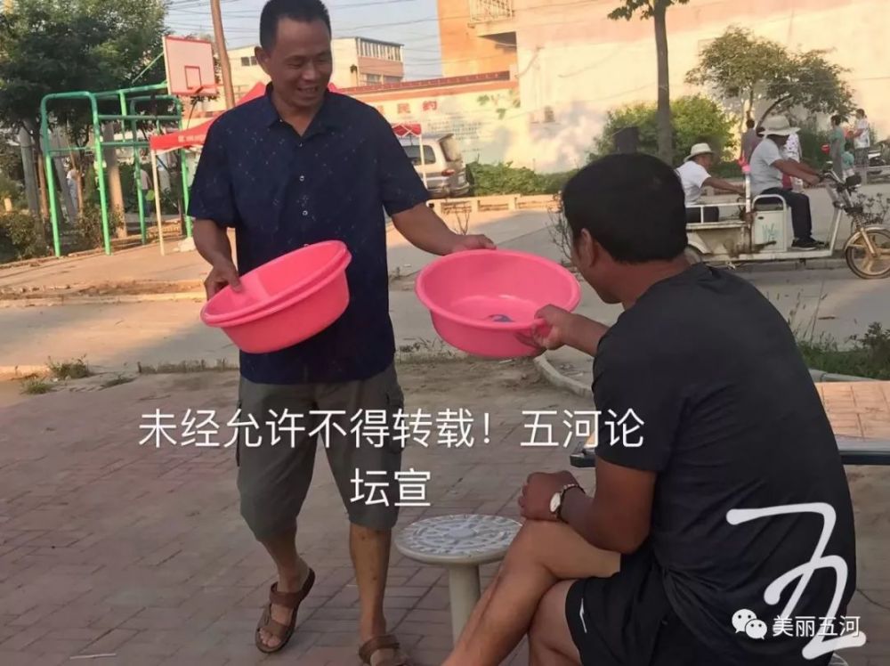 五河吧友曝光:这个地方有人在送礼,"套路"