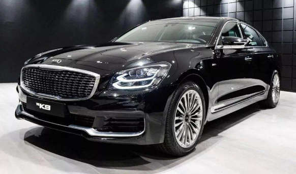 开奔驰的不一定有钱!但若开这2款韩系低调车的,能吃起"榨菜"