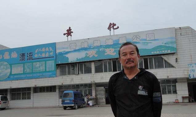 中国最不靠谱火车站离县城非常远还要坐船过去