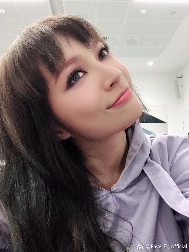 飞儿乐队新主唱lydia现身开唱网友反映大不同