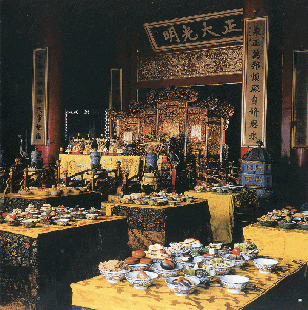 古代皇家宫廷宴会,虽说是经常举办,但是真正比较隆重的,还得说是过年.