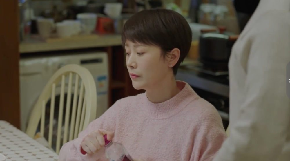 海清《小欢喜》暗飚职场穿搭,演遍婆媳剧的她终于高级起来了_腾讯新闻