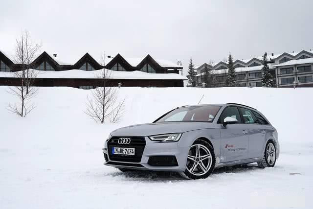 奥迪s3和奥迪s4哪个好差距一目了然