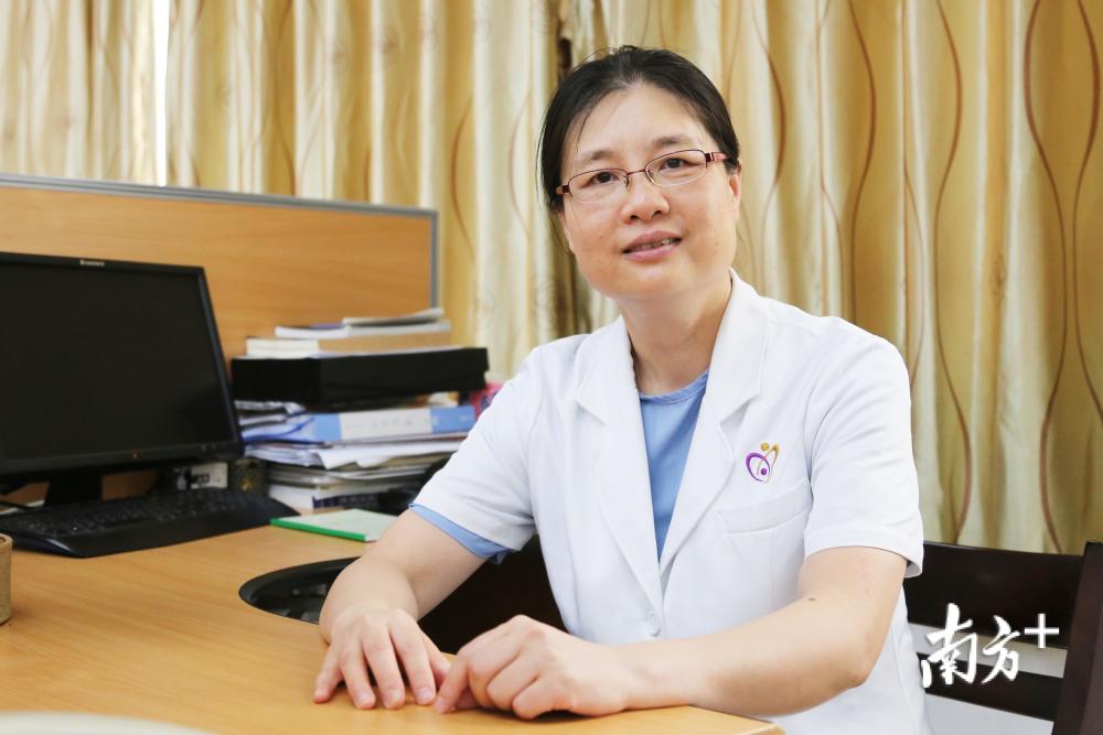 打开江门市妇幼保健院的网上预约挂号,江洪清一周5