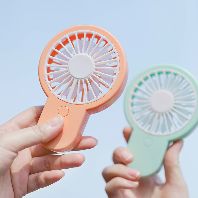 炎热夏季,迷你小风扇带你感受这一"夏"的清凉