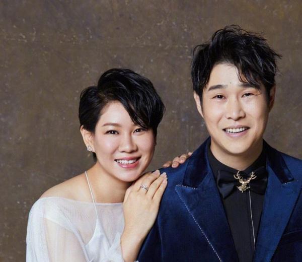 小沈阳一家真节俭,衣服鞋子像统一批发,12岁女儿穿三年前旧衣