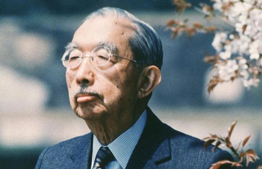裕仁天皇被曝曾想反省战争罪行并道歉，遭时任日本首相反对而作罢