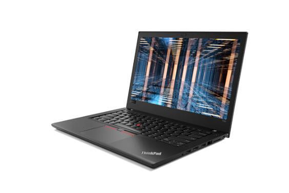 指点杆到防泼溅都还在 现在的thinkpad T还是小黑吗