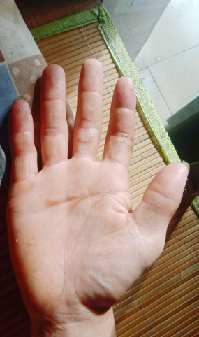 不怕感情淡,就怕天纹断,出锁纹加羽纹此生难偕白首