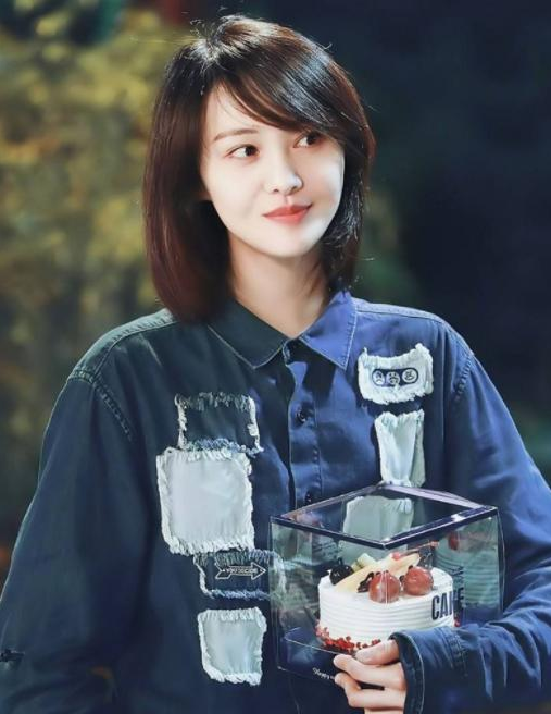 网友打卡郑爽张恒奶茶店,随手点了两杯咖啡,结账时:不敢相信!