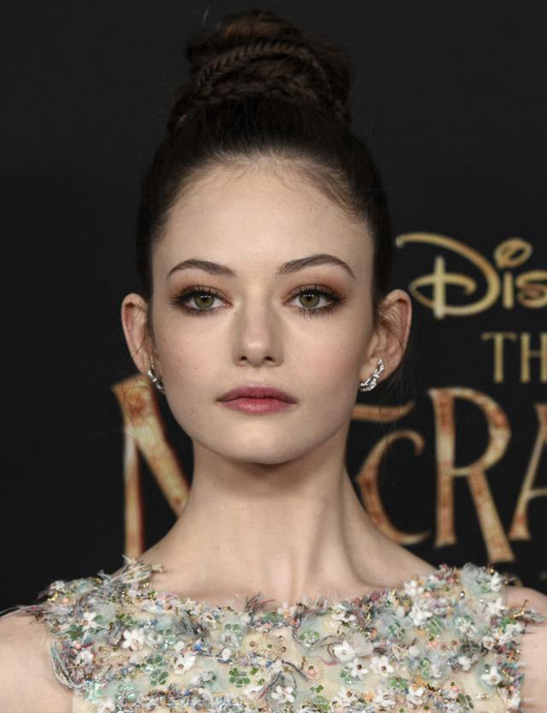 还记得暮光之城贝拉的女儿吗如今长成这样