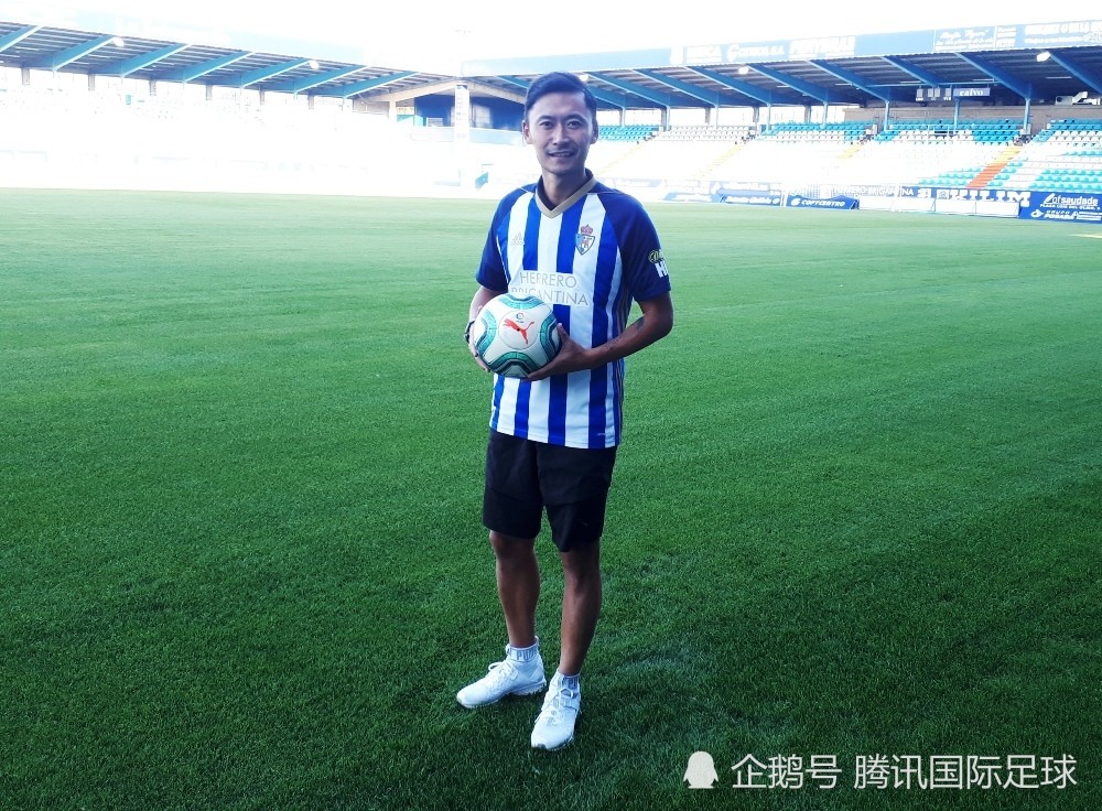 最后一季 39岁高雷雷加盟西乙升班马或与香川真司同场竞技