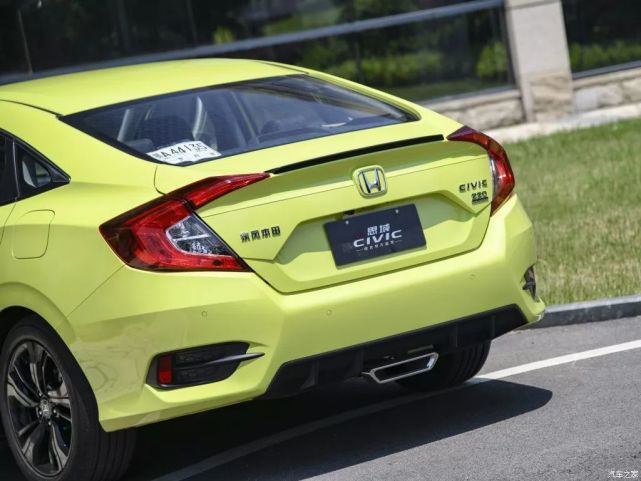 新款本田思域,外观炸裂炫酷,想要吗?