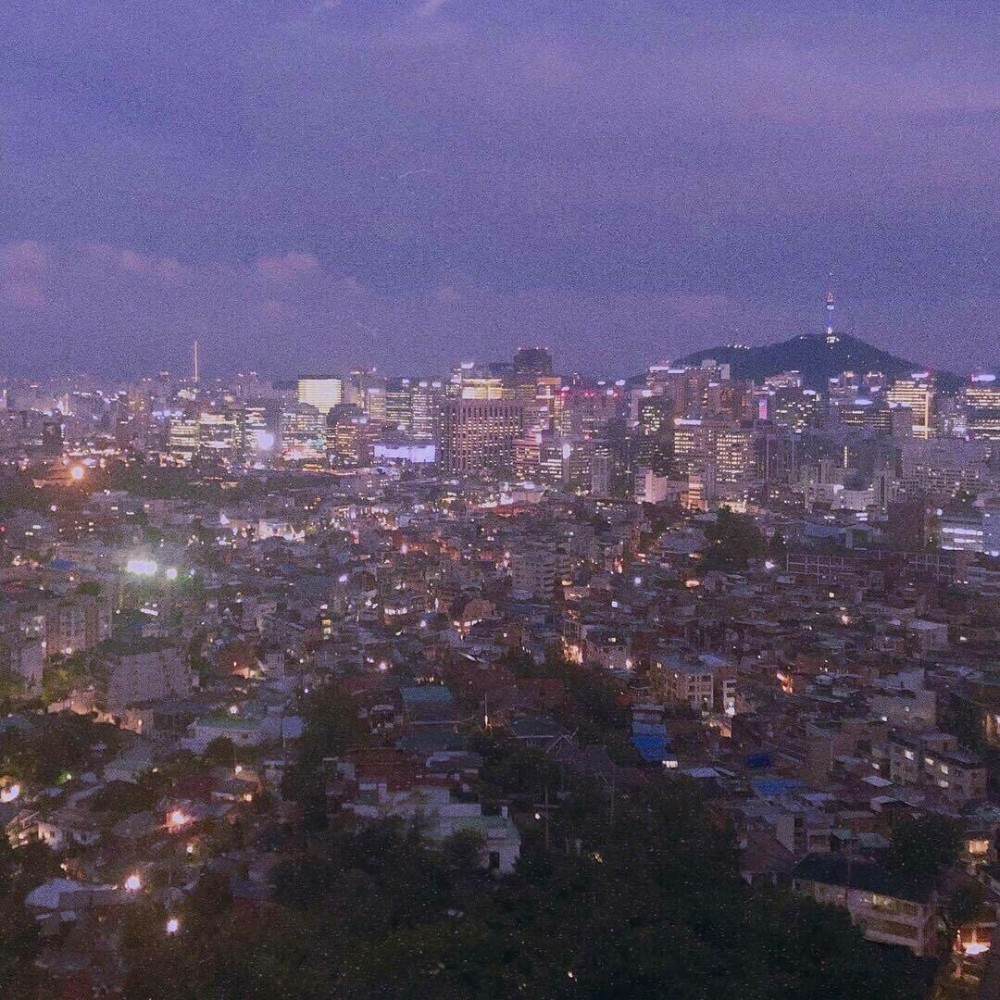 最近流行"天空 粉色少女"背景图,治疗抑郁,00后还不安排上