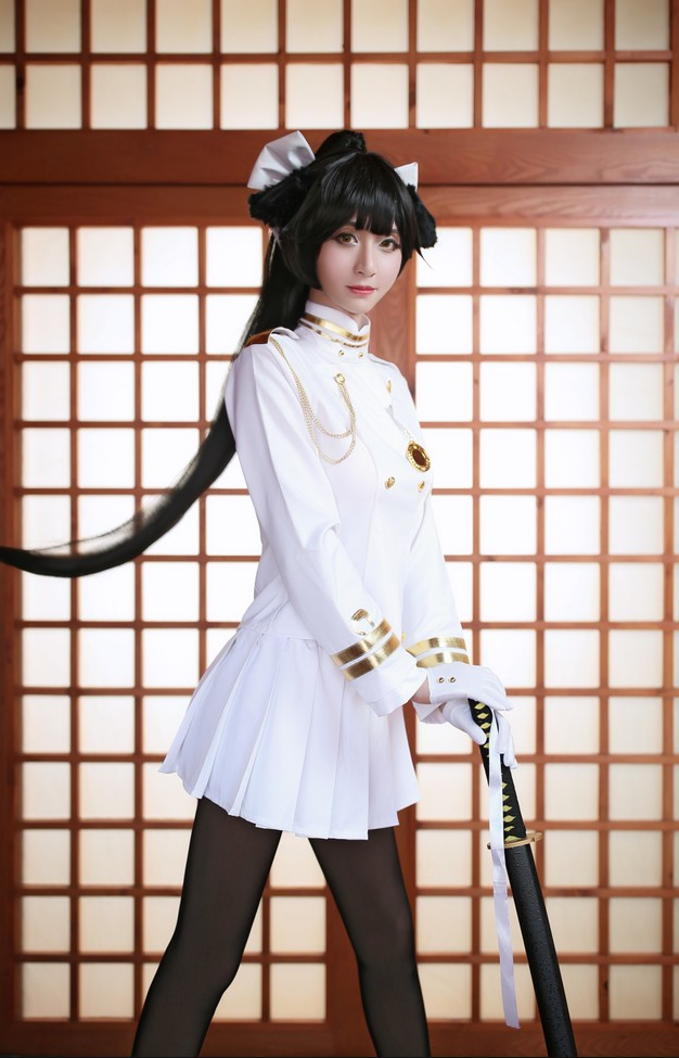 少女穿2分裙cos高雄,当风吹来的那刻,网友:未成年请闭眼!