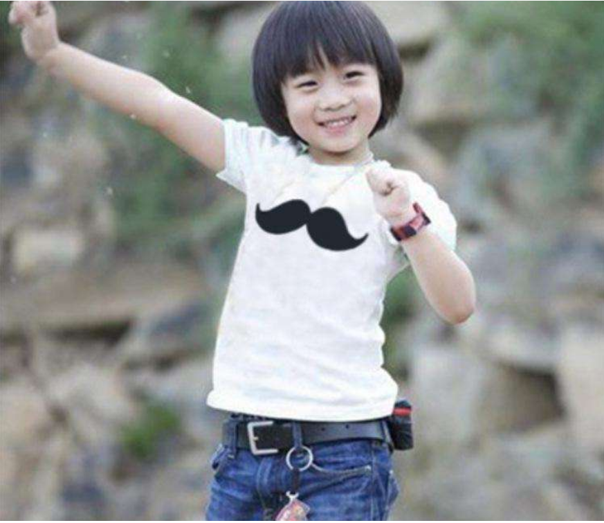 有一种整容叫长大后的kimi,"开挂式成长"颜值撞脸蔡徐坤!