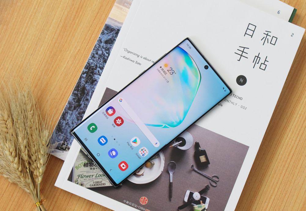 三星galaxynote10圖賞感受機身上的流光溢彩