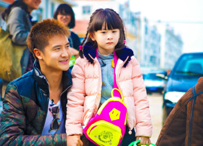 爸爸去哪儿6年后天天石头整容式长大谁留意到森碟