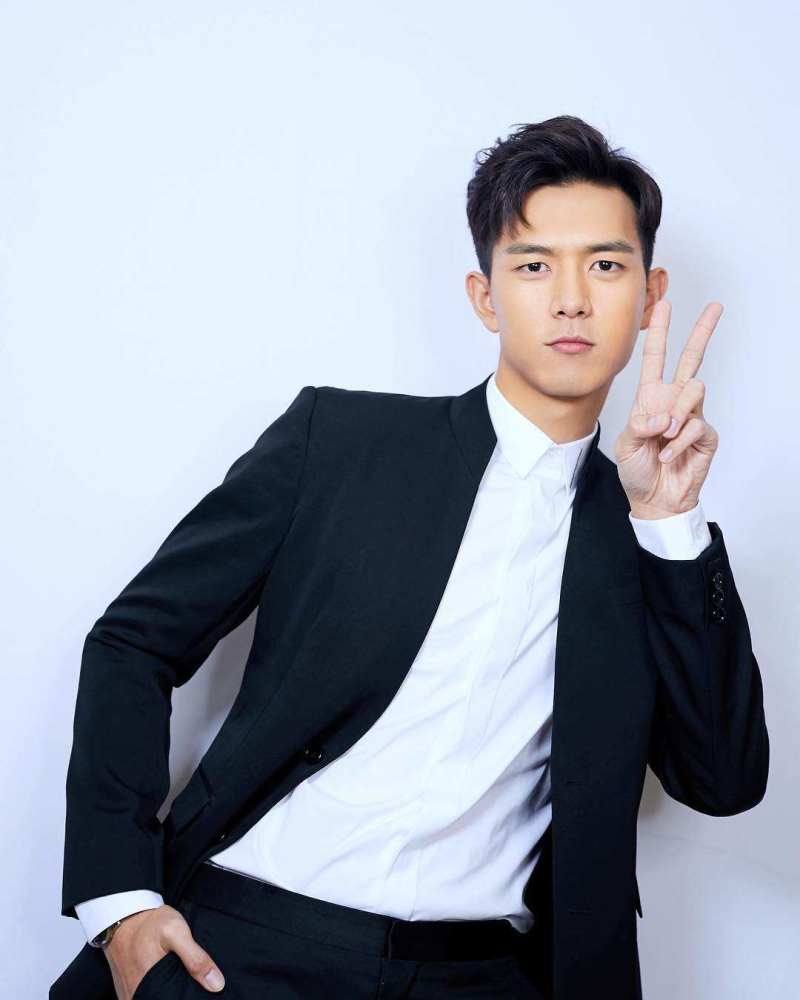 今年影视作品数量最为突出的几位90后明星,除了他们之外还有肖战,李现