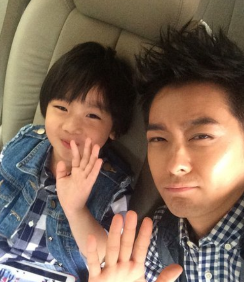 林志颖儿子"奇迹般"长大,长大后颜值令人惊呆,网友:蔡徐坤?