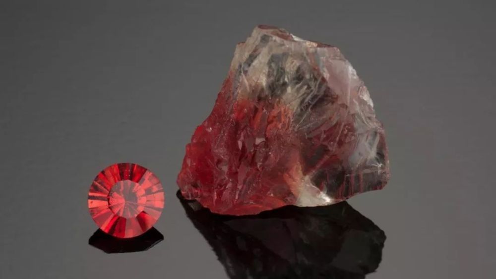 太阳石如阳光温暖却和日光石不同