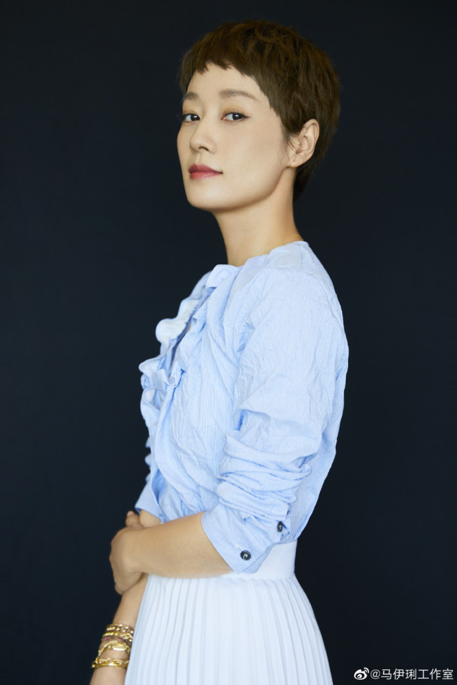 变成美少女,你这样看马伊琍,是不是完全看不出她的真实年龄,就像20岁