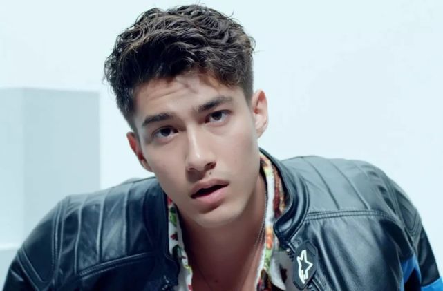 william青山ウィリアム william aoyama团员william今年十九岁出生于