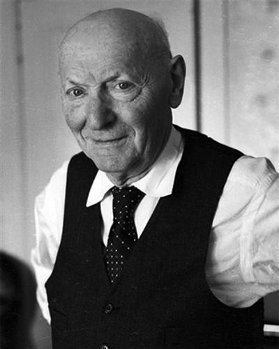 辛格 在质朴和古怪之间游荡