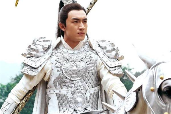 饰演赵云的4位明星,刘德华老气,胡军像赵飞,只有他帅气英勇!